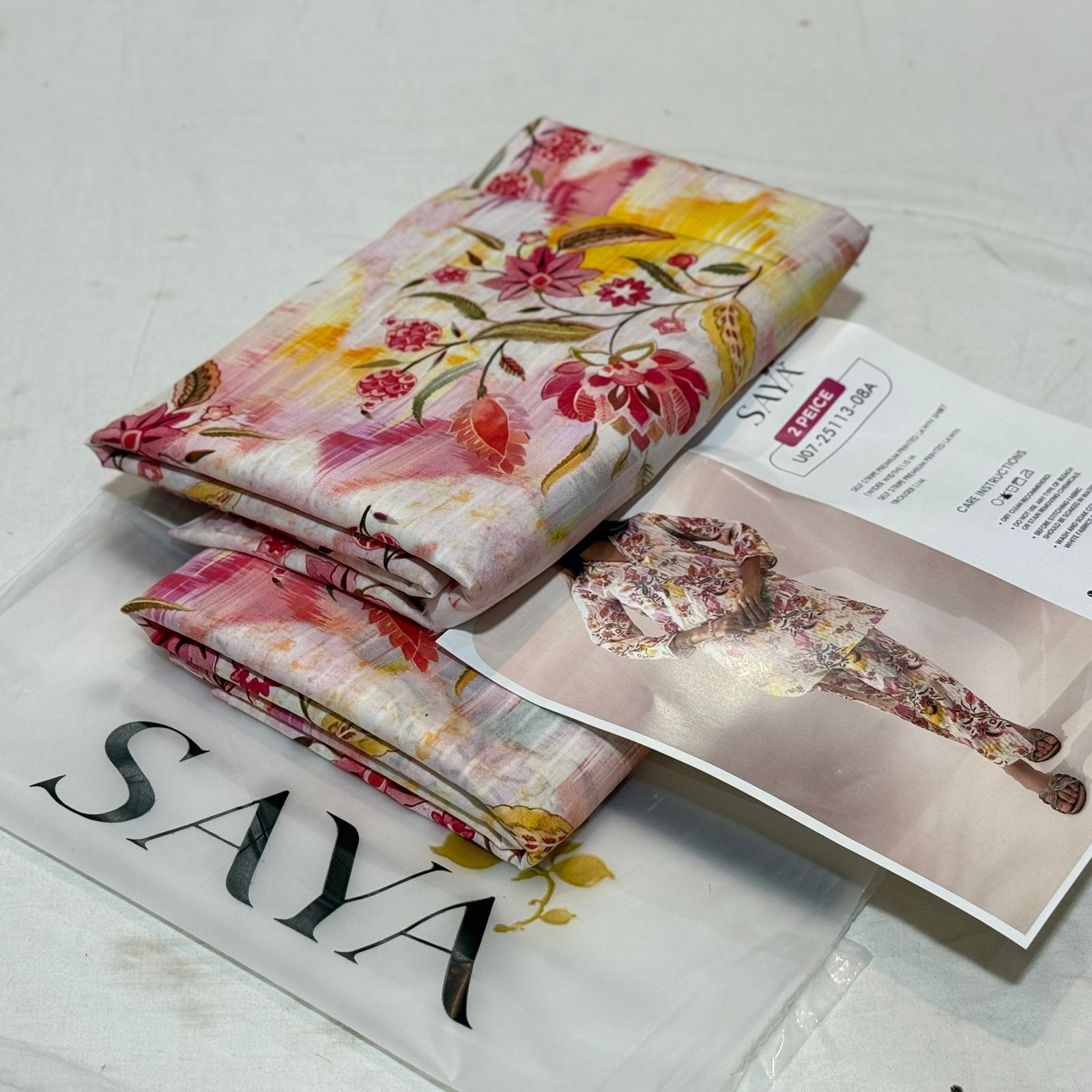 Saya Printed Lawn Unstitched 2Piece D-005