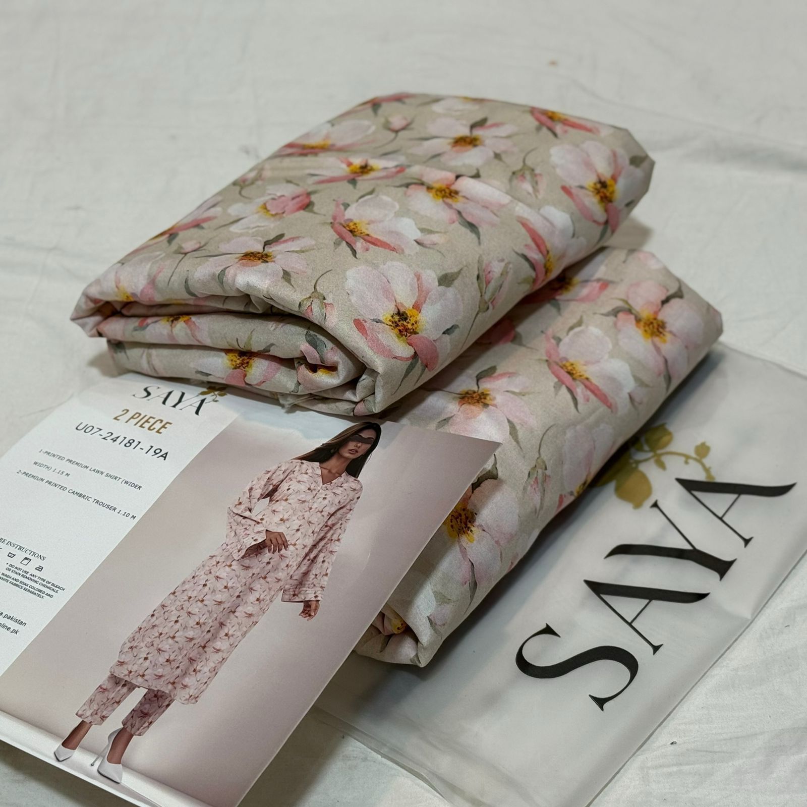 Saya Printed Lawn Unstitched 2Piece D-007