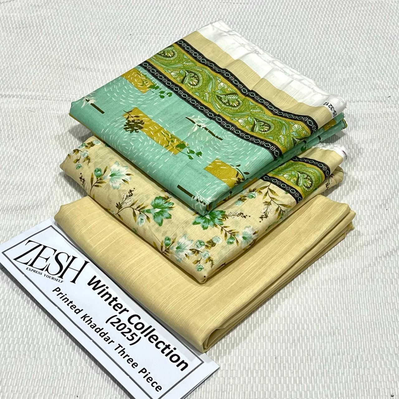 ZESH Printed Khaddar 3Piece D-030
